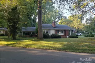 3937 Belcross Dr, Charlotte, NC 28205 - Photo 15