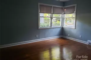 3937 Belcross Dr, Charlotte, NC 28205 - Photo 13