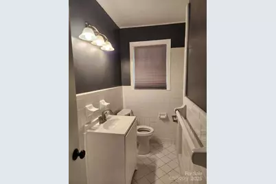 3937 Belcross Drive, Charlotte, NC 28205 - Photo 19