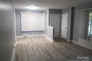 3937 Belcross Dr, Charlotte, NC 28205 - Photo 11