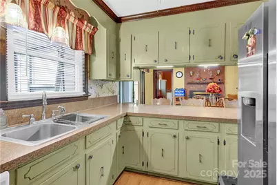 841 Knowles Drive, Dallas, NC 28034 - Photo 9