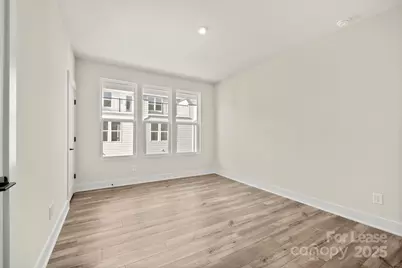 3011 Jolene Court, Charlotte, NC 28206 - Photo 17