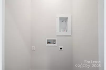 3015 Jolene Court, Charlotte, NC 28206 - Photo 11