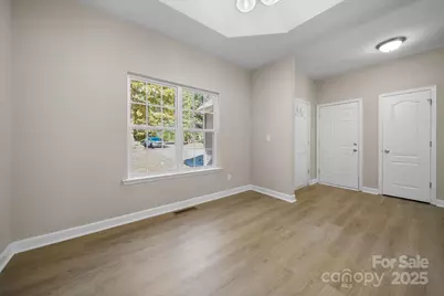 125 Grafton Place, Troutman, NC 28166 - Photo 9