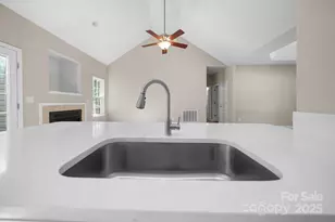 125 Grafton Pl, Troutman, NC 28166 - Photo 5