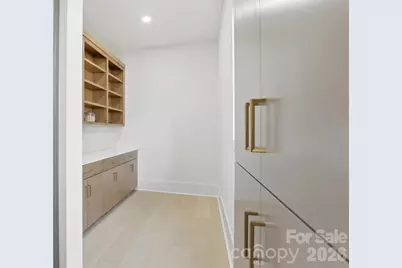 2649 Laburnum Avenue, Charlotte, NC 28205 - Photo 17