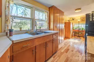 32 Merion Dr, Asheville, NC 28806 - Photo 11