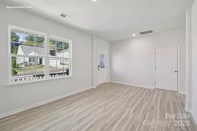 530 Dazzle Loop, Newton, NC 28658 - Photo 3