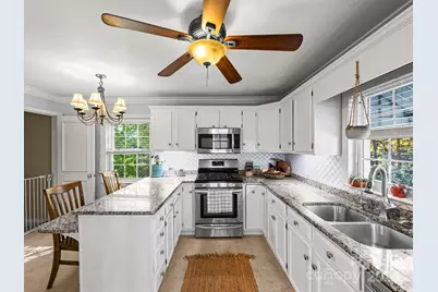 9 Hilltop Road, Asheville, NC 28803 - Photo 11