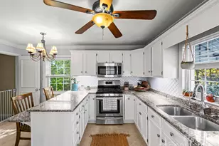 9 Hilltop Rd, Asheville, NC 28803 - Photo 11