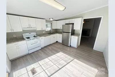 406 W Mill Street, Landis, NC 28088 - Photo 11