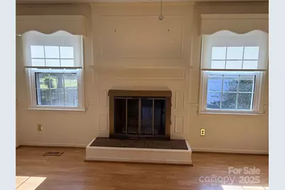 707 Sandalwood Lane, Kings Mountain, NC 28086 - Photo 7