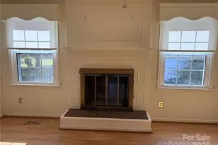 707 Sandalwood Ln, Kings Mountain, NC 28086 - Photo 7