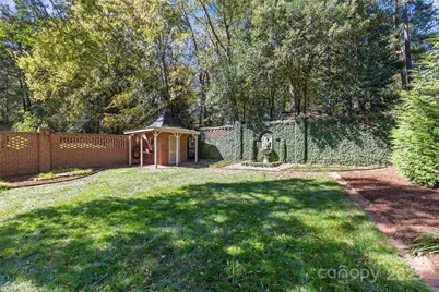 7000 Foxglove Drive, Charlotte, NC 28226 - Photo 23