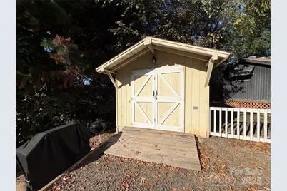 104 Hummingbird Drive, New London, NC 22812 - Photo 25