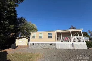 104 Hummingbird Dr, New London, NC 22812 - Photo 3