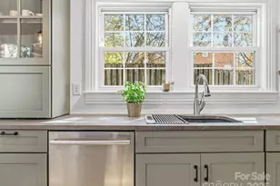 140 Lakeview Ave, Brevard, NC 28712 - Photo 15