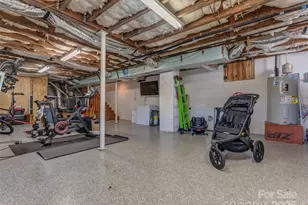 140 Lakeview Ave, Brevard, NC 28712 - Photo 33