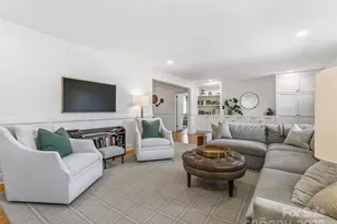 140 Lakeview Ave, Brevard, NC 28712 - Photo 7