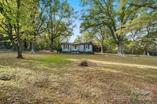 119 Sunset Dr, Taylorsville, NC 28681 - Photo 7