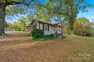 119 Sunset Dr, Taylorsville, NC 28681 - Photo 5