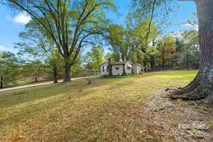 119 Sunset Dr, Taylorsville, NC 28681 - Photo 9