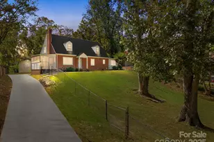 151 E Corriher Ave, Salisbury, NC 28144 - Photo 3