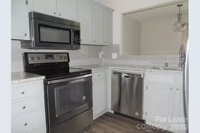 9252 Kings Canyon Drive, Charlotte, NC 28210 - Photo 7