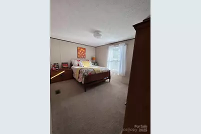 135 Phillips Road, Spruce Pine, NC 28777 - Photo 23