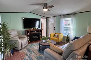 135 Phillips Rd, Spruce Pine, NC 28777 - Photo 7