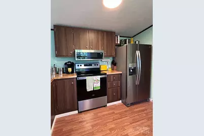 135 Phillips Road, Spruce Pine, NC 28777 - Photo 9