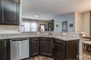 6236 Rockefeller Ln, Charlotte, NC 28210 - Photo 7