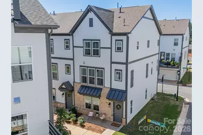 4040 Hidden Oaks Drive, Charlotte, NC 28205 - Photo 1