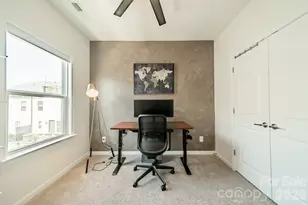 4040 Hidden Oaks Dr, Charlotte, NC 28205 - Photo 25