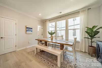 4040 Hidden Oaks Drive, Charlotte, NC 28205 - Photo 13