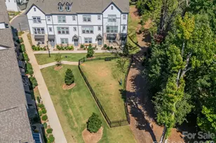 4040 Hidden Oaks Dr, Charlotte, NC 28205 - Photo 35