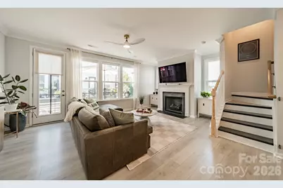 4040 Hidden Oaks Drive, Charlotte, NC 28205 - Photo 13