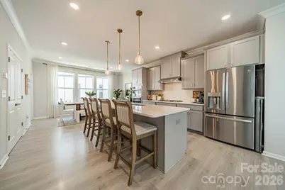 4040 Hidden Oaks Drive, Charlotte, NC 28205 - Photo 9