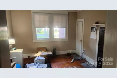 303 W Trade Street, Dallas, NC 28034 - Photo 17