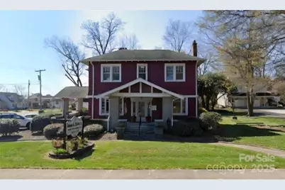 303 W Trade Street, Dallas, NC 28034 - Photo 1