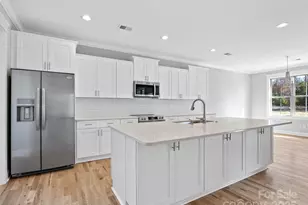 291 Robbins Rd, Chesnee, SC 29323 - Photo 17