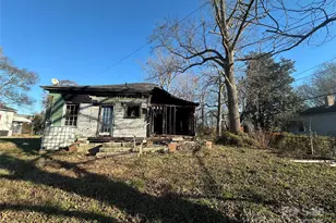 58 Oak St, Great Falls, SC 29055 - Photo 13