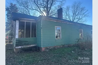 58 Oak Street, Great Falls, SC 29055 - Photo 3