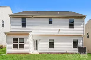 8427 Paw Valley Ln, Charlotte, NC 28214 - Photo 15