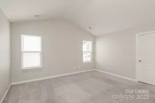 8427 Paw Valley Ln, Charlotte, NC 28214 - Photo 9