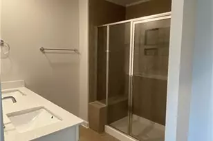 3860 Memorial Pkwy, Charlotte, NC 28217 - Photo 7