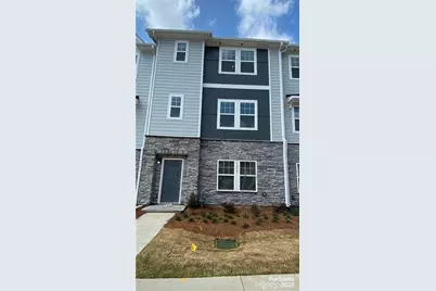3860 Memorial Parkway #27, Charlotte, NC 28217 - Photo 1
