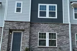 3860 Memorial Pkwy, Charlotte, NC 28217 - Photo 1