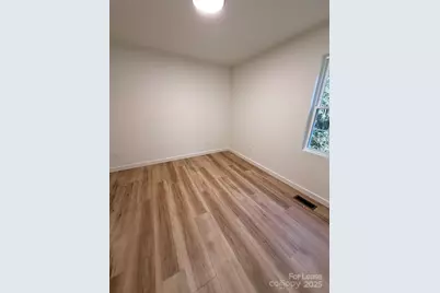 204 W 19th Street, Newton, NC 28658 - Photo 3