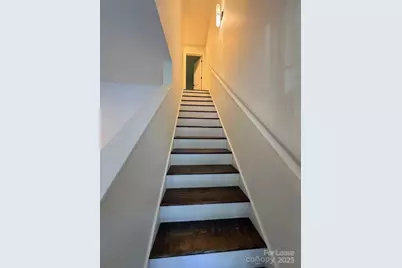 204 W 19th Street, Newton, NC 28658 - Photo 11